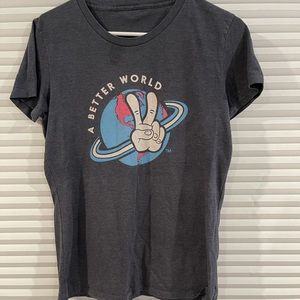 Men’s large Dutch Bros T-shirt